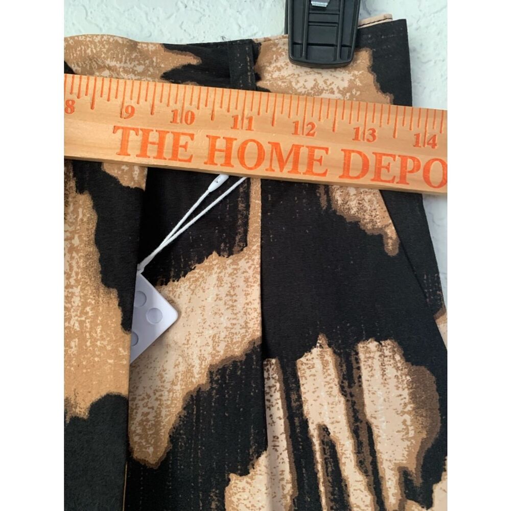 NWT Le’ AL.X Black & Tan Abstract Tie-Waist Shorts Pockets Size 0 - Picture 3 of 11